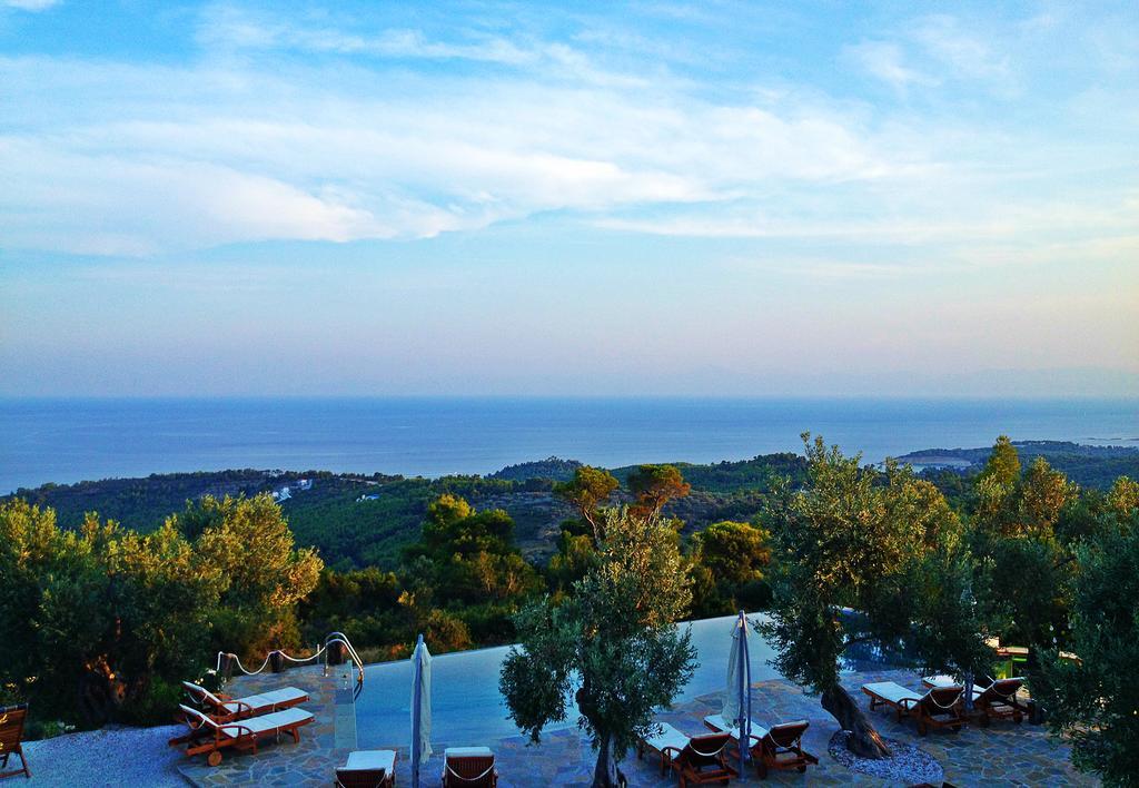 The Infinity 180 Luxury Suites Milia Exterior foto