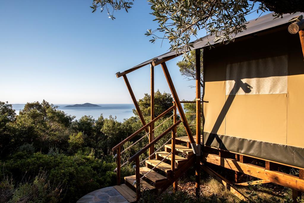 The Infinity 180 Luxury Suites Milia Exterior foto